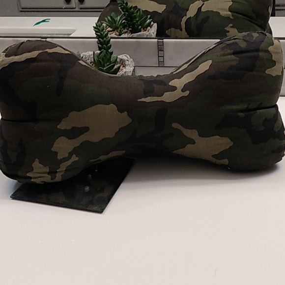 Dog Bone Shaped Neck Pillow - Picture 1 of 5